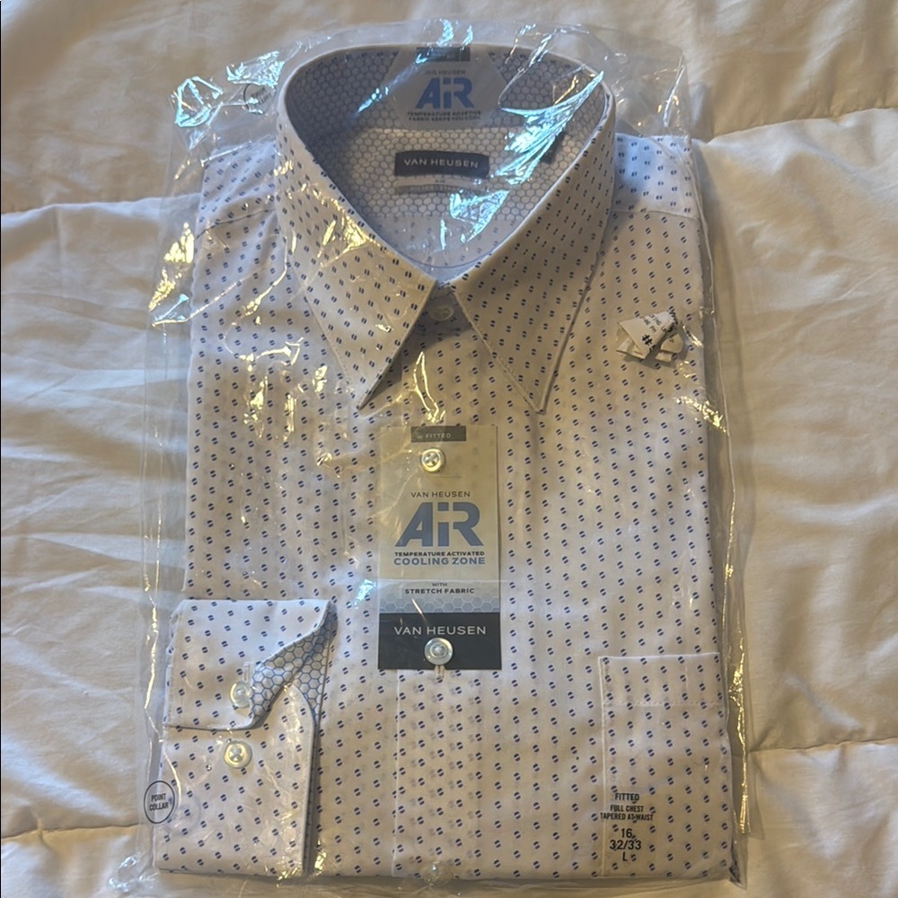Van Heusen Men's Blue Patterned Shirt